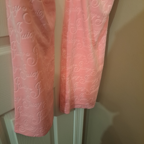 Juicy Couture pants, pull on comes with a Stretchy waist NWT - Picture 4 of 5